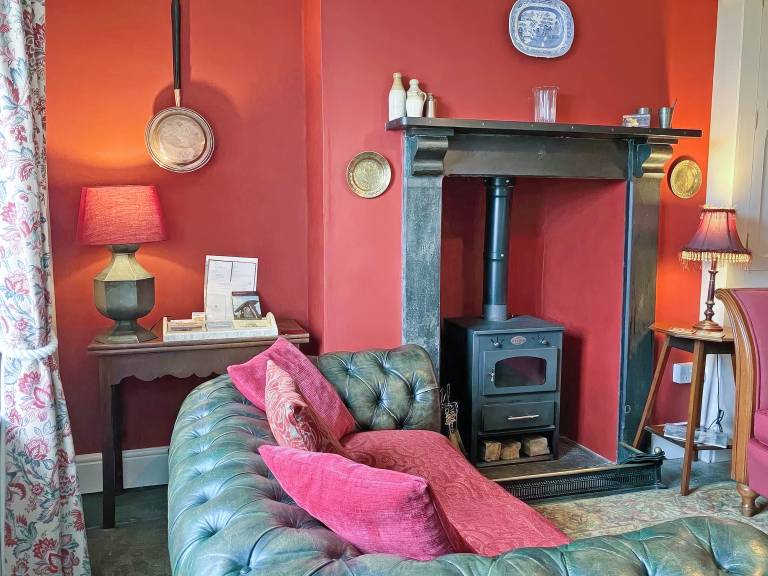 Family-oriented beautiful cottage with garden & grill | Water view | Pets allowed — photo 3