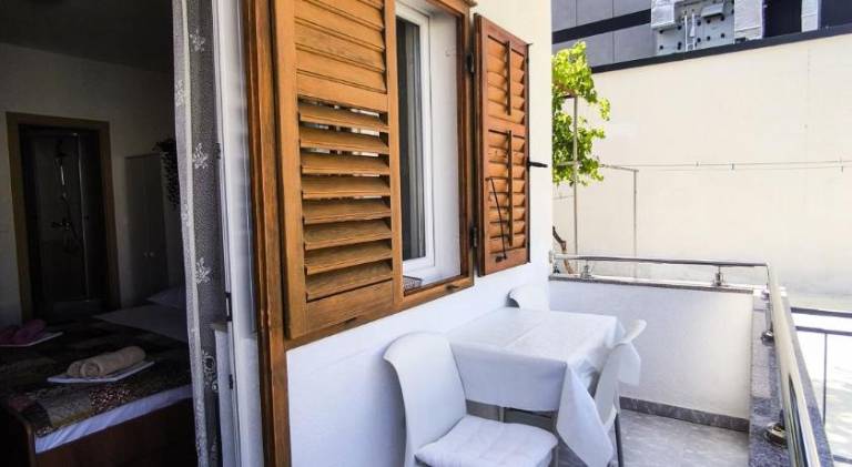 Apartment with patio | Next to the beach | Dogs allowed — photo 3