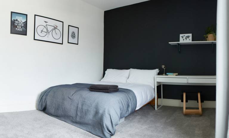 Private room  Shipley