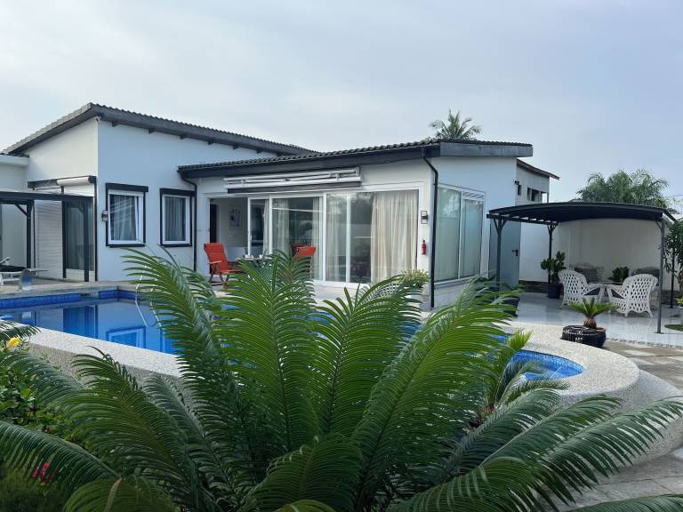 House Lome