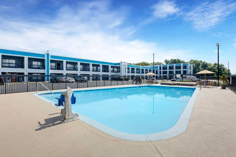 Best Western Thunderbird Motel — photo 2