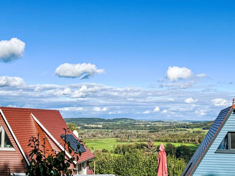 Children-friendly vacation home with yard & grill | Nature view | Pets are welcome — photo 4