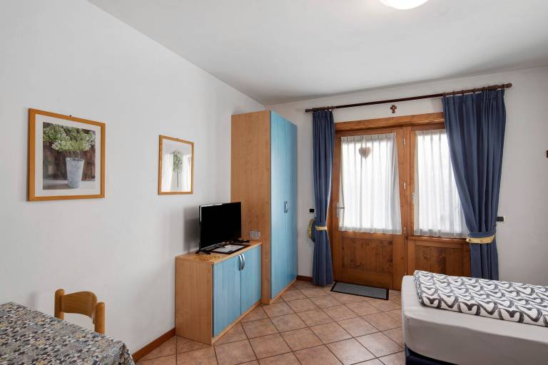 Apartment "Bait del Pont 52B" with Mountain View, Wi-Fi & Garden — photo 2