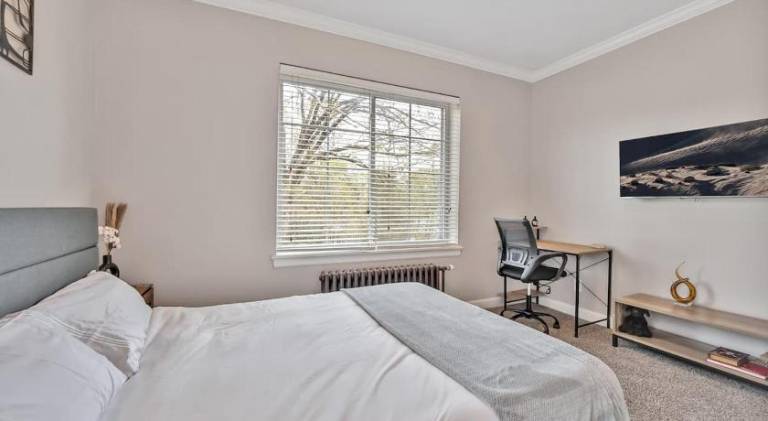 Apartment with pool | Pet-friendly — photo 2