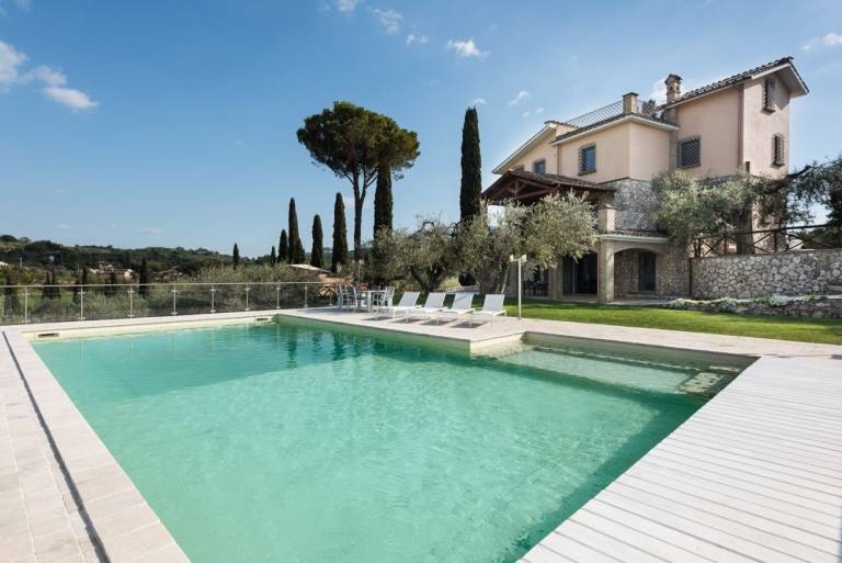 Villa Palombara Sabina