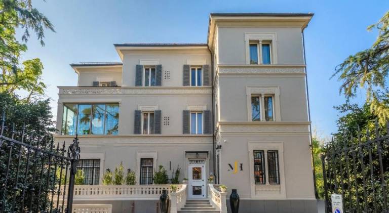 Mysuiteshome Apartments in Taverna