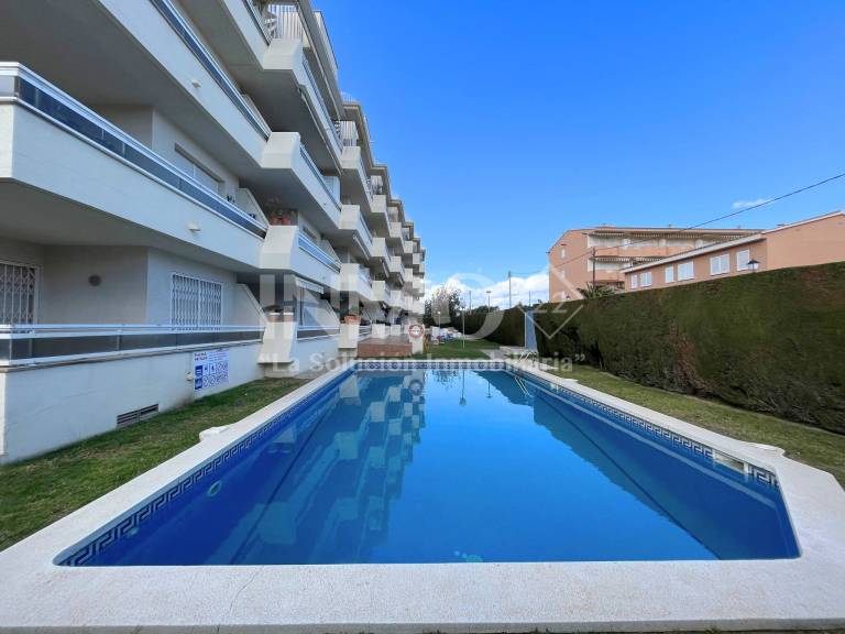 Holiday apartment with barbeque, yard & patio — photo 4