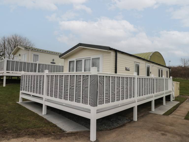 Cottage with garden | Beach view — photo 2