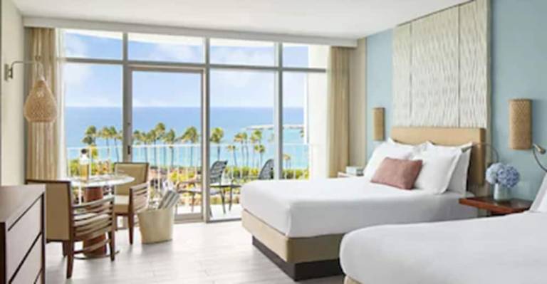 Resort  Paradise Island
