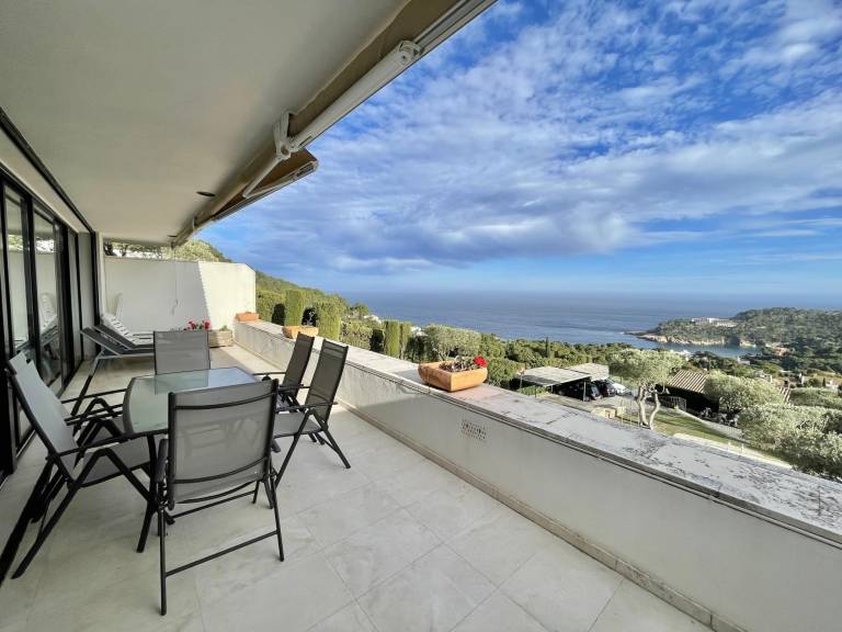 Wonderful apartment with terrace, pool & yard | Sea view | Dogs allowed — photo 2