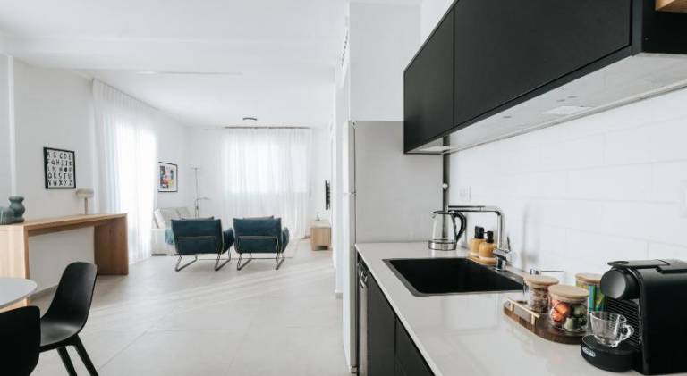 Apartment | Close to Dizengoff Street | Dogs allowed — photo 3