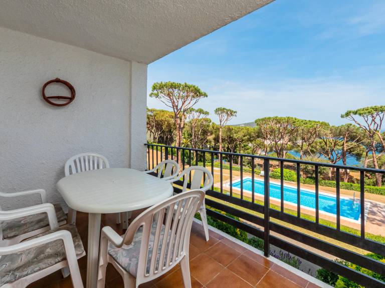 Wonderful rental apartment with pool | Close to the beach | Pet-friendly — photo 2