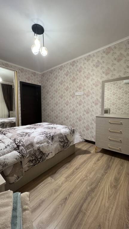 Apartment Shaykhontohur District