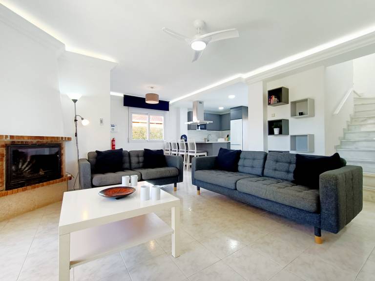 Fully equipped wonderful villa with yard, terrace & private pool | Beach nearby | Dogs allowed — photo 3