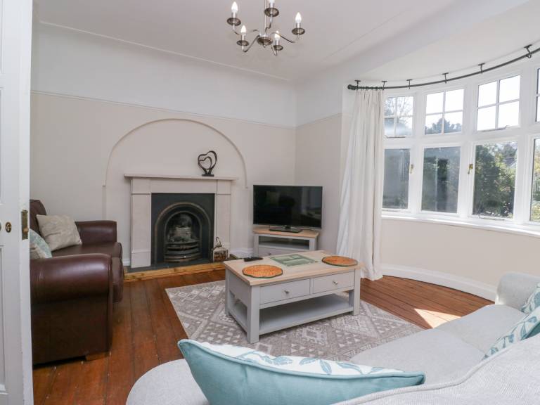 Family-friendly cottage with garden | Beach view | Dogs allowed — photo 3