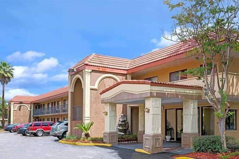 Economy Inn Jax OP