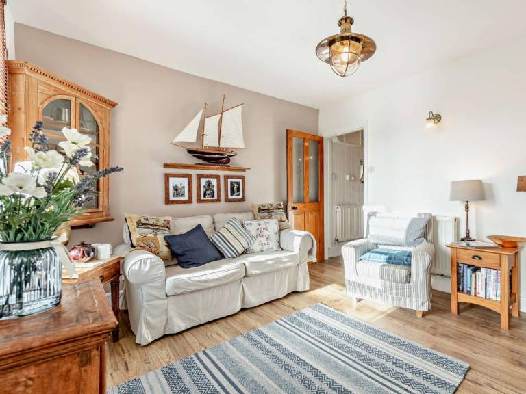 Cottage with garden in Paignton