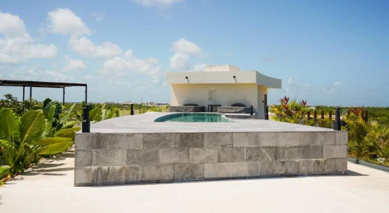 Beautiful rental apartment with pool, garden & patio | Dogs allowed — photo 2