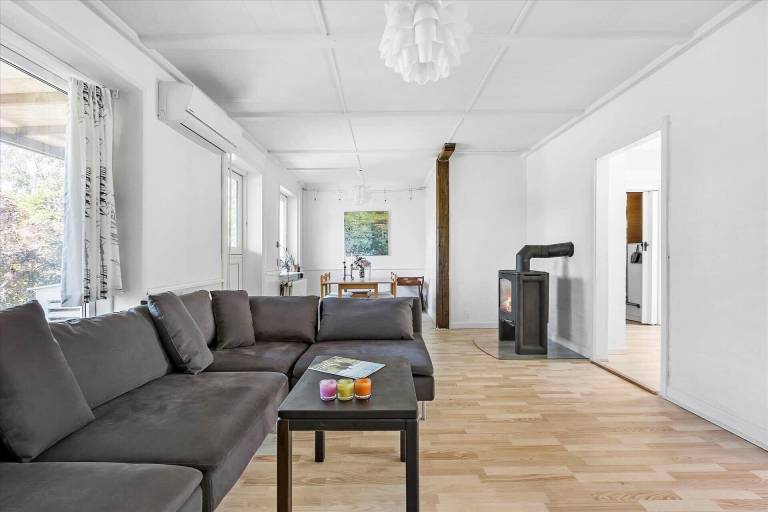 Vacation home with terrace — photo 3