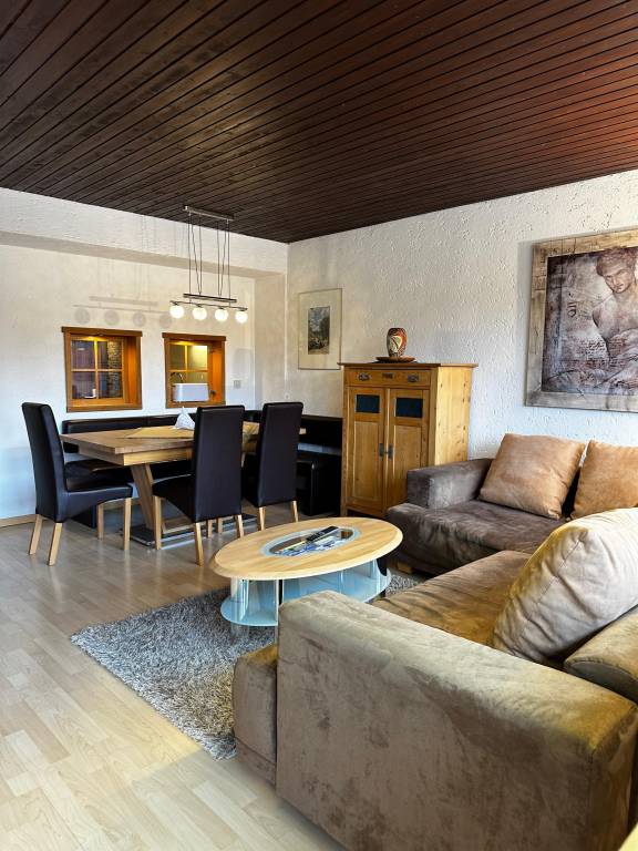 Apartment with pool, yard & terrace in See