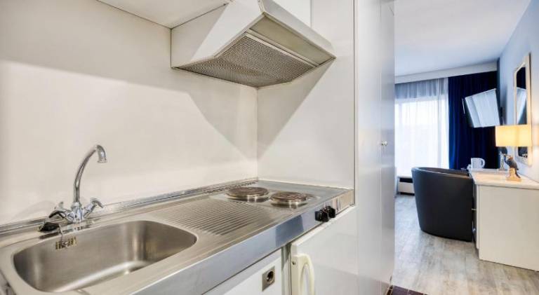 First Euroflat Hotel — photo 5