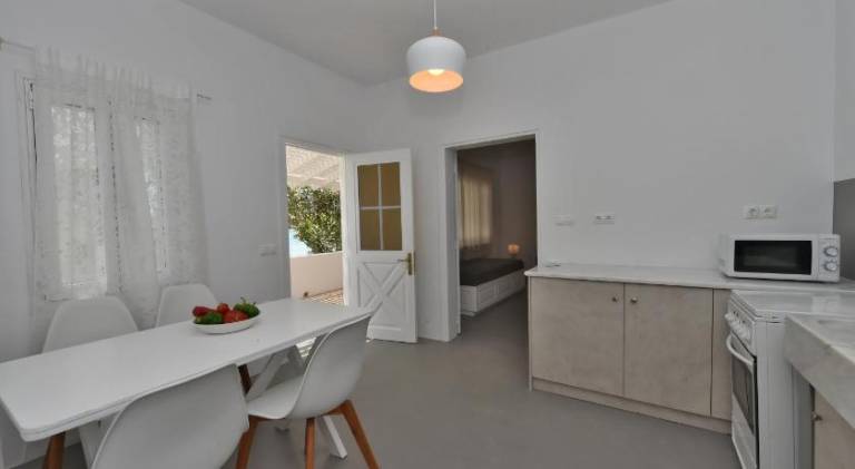 House with terrace & yard | Perfect for remote work — photo 5