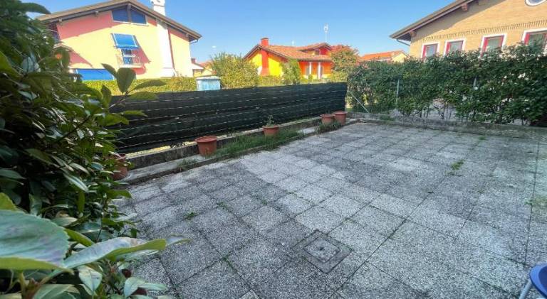 Rental apartment with garden & terrace — photo 5