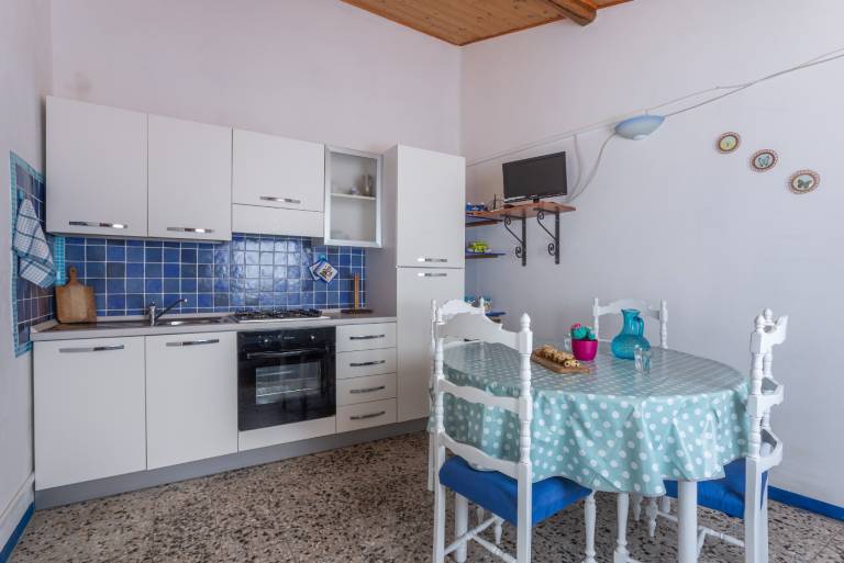 Holiday Home 'La Casetta - Sea and Mountain' with Mountain View, Balcony and Wi-Fi — photo 3