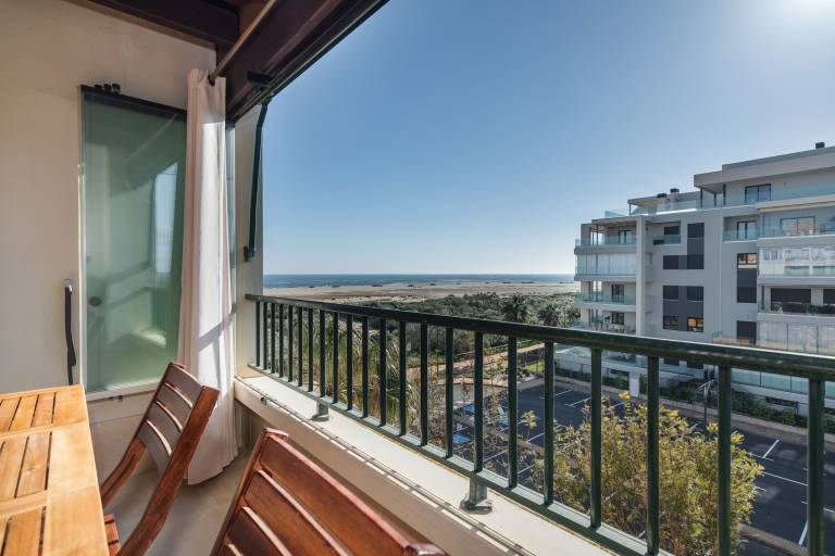 Family-friendly charming rental apartment with pool, patio & garden | Close to the beach | Pets allowed — photo 2