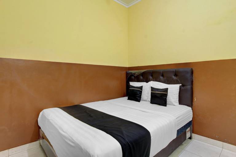 Elegant Double Getaway w Free WiFi
