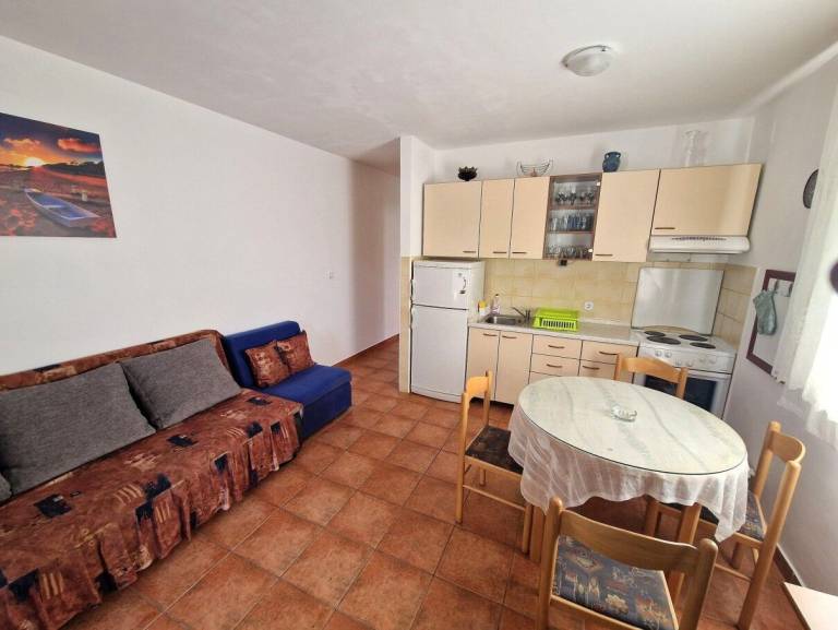 Apartment with terrace | Garden view — photo 2