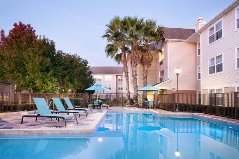 Residence Inn by Marriott San Diego Sorrento Mesa/Sorrento Valley — photo 2
