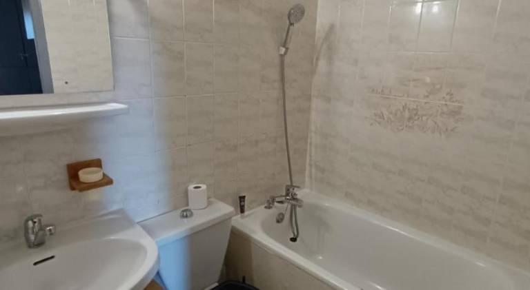 Apartment with 1 room for 4 persons — photo 2