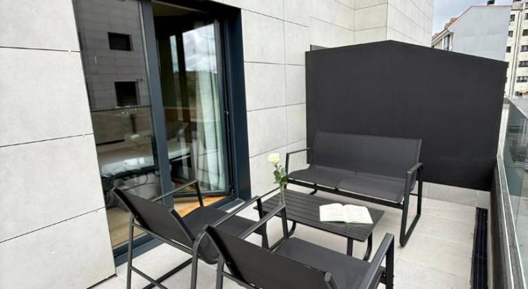 Apartment with terrace — photo 4