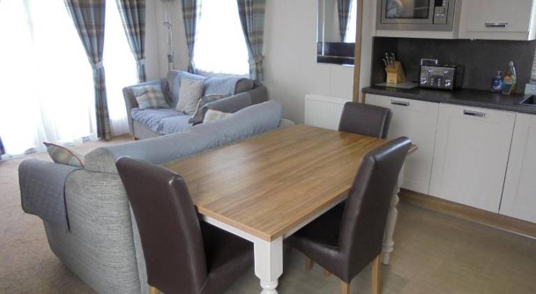 Holiday apartment with 2 rooms for 6 persons — photo 2