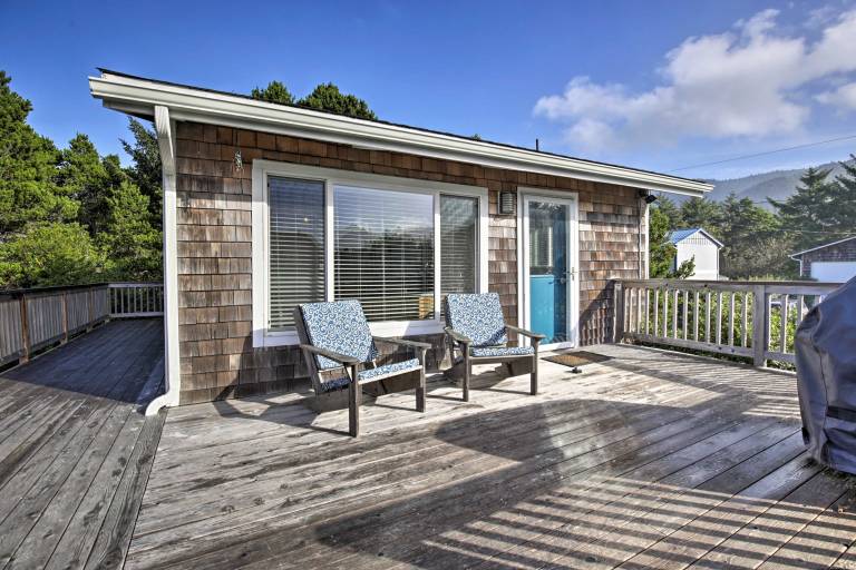 Private Rockaway Beach Retreat: 2 Blocks to Ocean! — photo 2