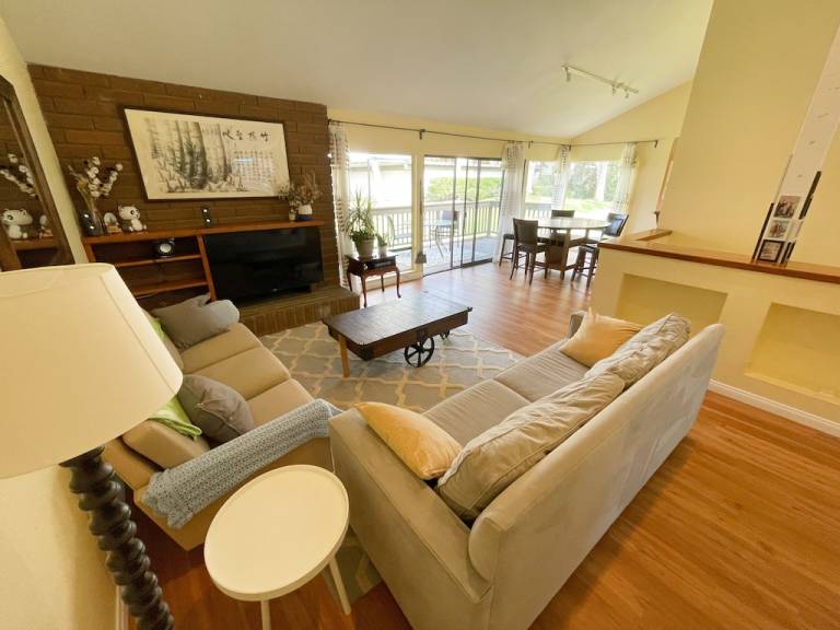 House  Irvine