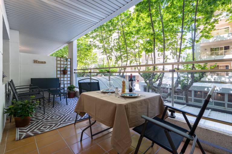 Apartment 'Salou - 111' with Shared Pool, Wi-Fi and Air Conditioning — photo 3