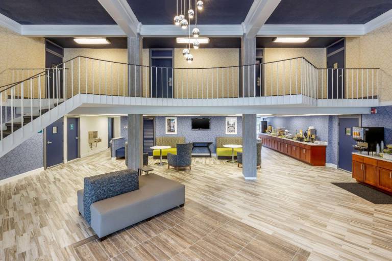 Quality Inn & Suites Apex Holly Springs