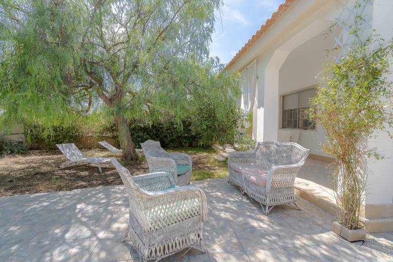 Villa with grill, terrace & fast internet | Pet-friendly — photo 2