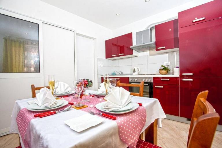 Charming holiday apartment with patio | Sea view | Next to the beach | Dogs allowed — photo 2