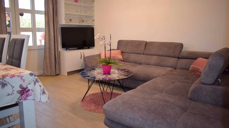 Children-friendly lovely rental apartment with grill, terrace & yard | Pets are welcome — photo 5