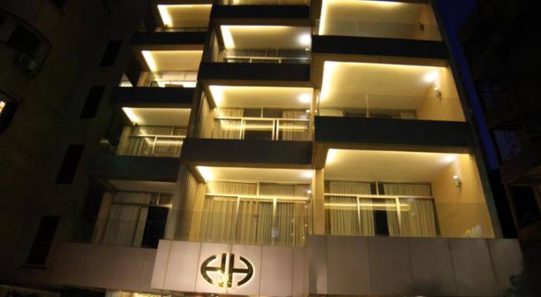 Holiday Home Suites