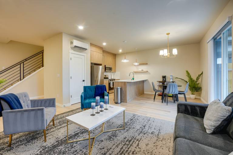 Newly Built PNW Home: 1 Mi to WSU & Med Center — photo 5