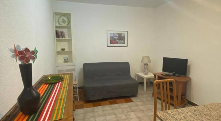 Holiday apartment with 2 rooms for 6 persons — photo 5