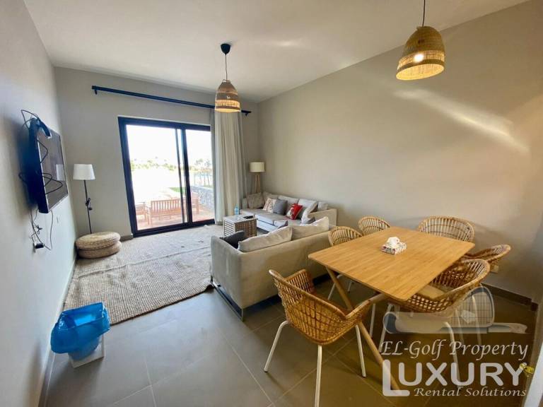 Villa with pool, garden & jacuzzi | Water view — photo 2