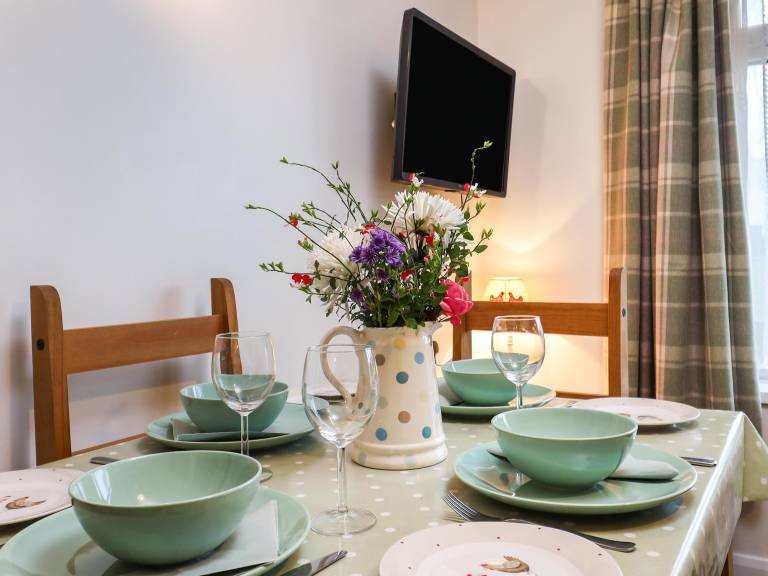 Family-friendly cottage with BBQ & garden | Pets are welcome — photo 5