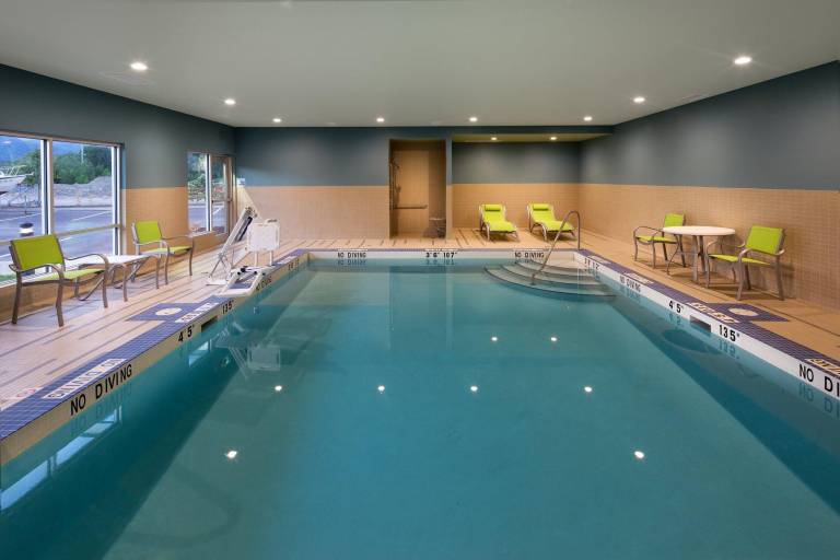 Holiday Inn Express & Suites Terrace By IHG — photo 4