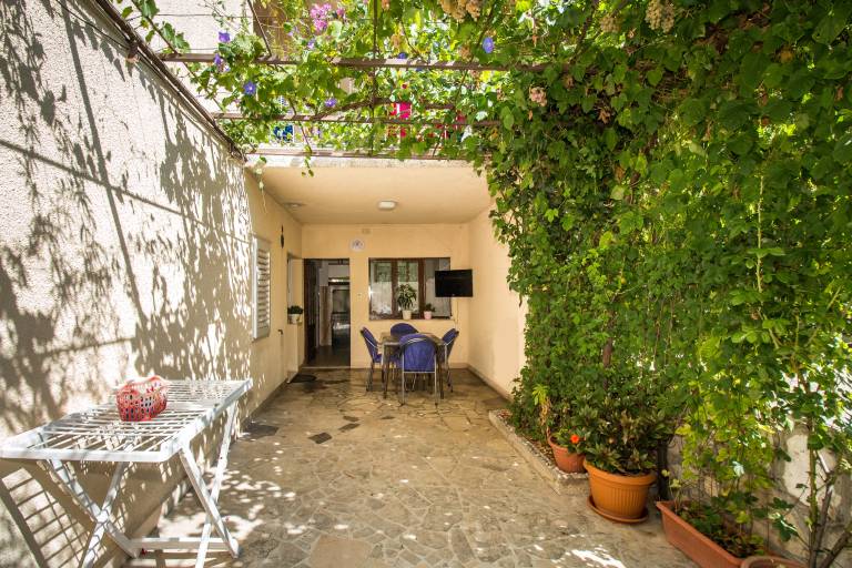 Apartament Trpanj