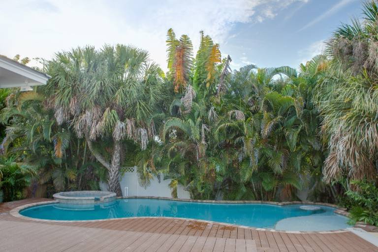 Blue Sky Beach House — photo 2